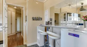 Appartement moderne à Saint-Denis - 65 m² avec balcon - Image 2