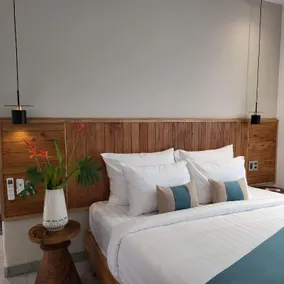 BRAND NEW - Private indoor Pool-Close to the Beach - Image 4