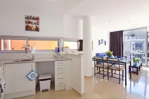 Charmsuites Nou Rambla - Image 2