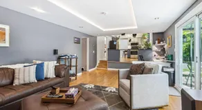 Spacious Family Getaway- Salt Water Pool & Hot Tub - Image 3