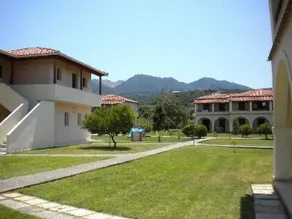 Kamari Corfu Hotel & Apartments - Image 1