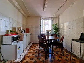 Cozy apartment in the center of Neuchâtel - Image 5