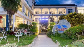 Floral Hotel·Xingfugang Bokewan Hotel (Dali Yanxi Swan Branch) - Image 3