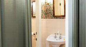 The King's Arms - Image 2