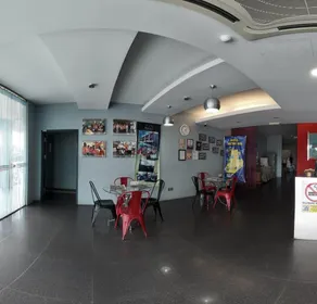 Metroinn Hotel - Image 5