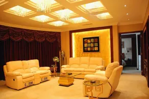 Golden Bull Hotel - Image 5