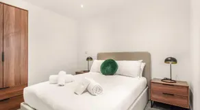 Stylish 1 BED Apartment in Central Hull - Image 2