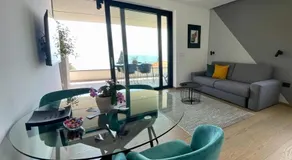 Villa V with pool and free parking - Image 3