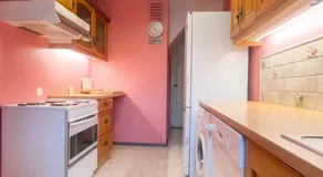 JS10 - 2BR Central Bergen Views - Image 5
