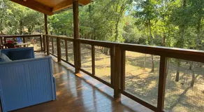 Rustic Cabin in the Woods/Cabaña en el bosque - Image 5