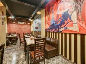 Flagship Hotel Royal Kingz - Image 4