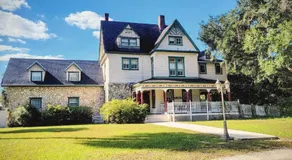 Shamrock Thistle & Crown B&B - Image 3
