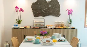 Quinta das Pedras - Small Luxury Guesthouse - Image 2