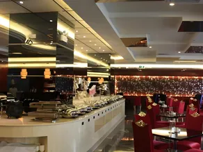 Yijia International Hotel - Image 2