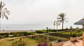 Ap Castell Beach - Image 5