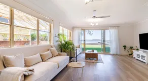 Aria waterview - Image 2