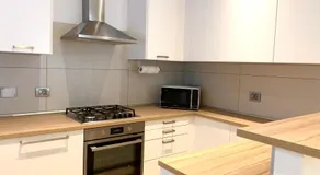 Modern 90sqm Apt - Ideal Base for Parma & Modena - Image 3