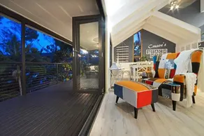 Crusoe's Beach House - Airlie Beach - Image 1