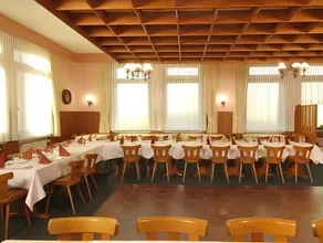 Hotel Münchner Löwenbräu - Image 4