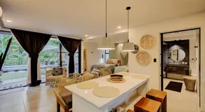 Nómada Studios Boutique en Puerto Viejo - Image 3