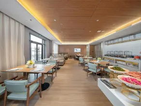 Country Inn & Suites by Radisson (Beijing Guomao Dawanglu Subway Station Branch) - Image 5