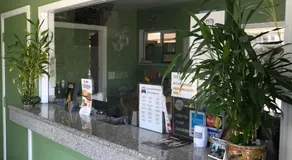 Economy Inn - Image 3