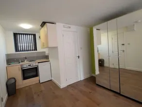 Soothing Apartment in Coventry near Quinton Park - Image 3