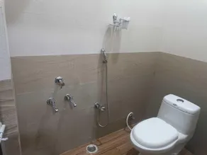 Hotel O Krishna INN - Image 4