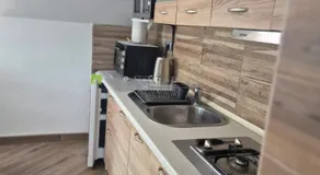 Apartment Slap - Image 4