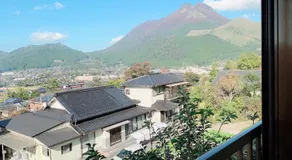 Yufuin Sunday - Image 3