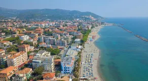 Il Suono del Mare - Sea Front Apt and Pool - Happy Rentals - Image 4