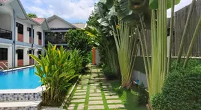 Duran Pool & Guesthouse - Image 3