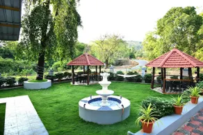 Hotel Akshada & Guest House - Image 3
