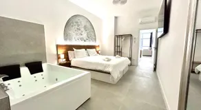 Valencia Urban Escape Comfort Meets Luxury, 4 Ppl - Image 2