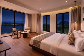 Avisa Hotel & Resort Abu Road - Luxury Pool & Mountain View - Image 2