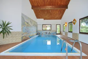 Res. Gritschhof i Latsch med pool och trädgård - Image 2