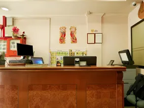 Amrise Hotel, Check in at 10PM, Check out at 9AM - Image 4