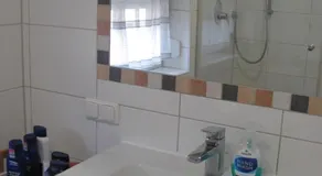 #7 Komfortables Gästehaus Schlossblick Trunkelsberg ,vollständig ausgestattet, 2 Bäder, 3 Schlafzimmer, Top-Ausstattung - Image 5