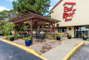 Red Roof Inn Grand Rapids Airport - Image 3