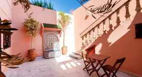 Zine Villa Guest House - Image 4