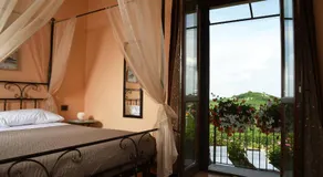 Villa Vecchio - Image 2
