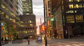 Central Downtown New Year Stay- Self Checkin & Free Wifi - Image 4
