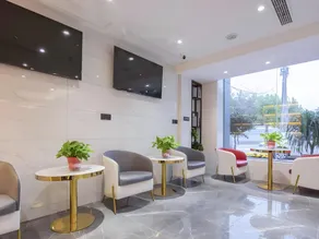 GreenTree Inn Express Shangqiu Beihai Road South Railway Station - Image 3