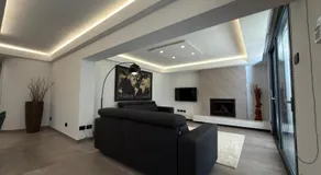Coco Noir Luxury Villa - Image 3