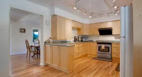 Oceanfront Getaway - Image 5