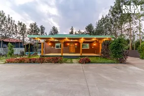 StayVista at The Boho Hideaway with Shared Pool, BBQ and Bonfire - Image 4