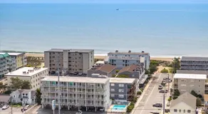 Beachcomber Motel - Image 4