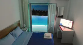 Albergo Diomedee Rooms on the Beach - Image 2