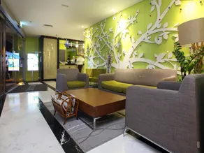 J8 Hotel - Image 2