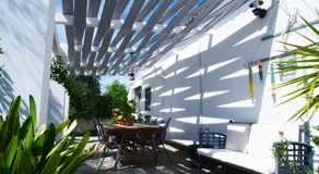 Villa con barbacoa, jardín y terraza - Image 5